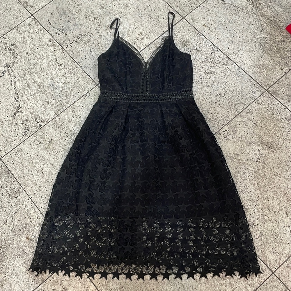 Sam Edelman Size 8 black strappy midi dress